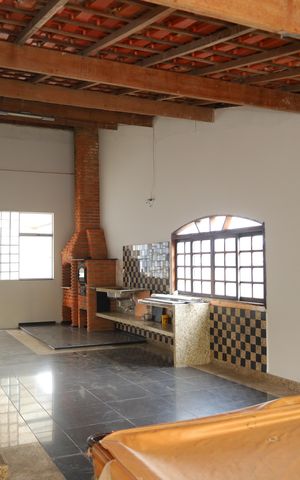 Casa à venda com 750m², 3 quartos e 8 vagasÁrea comum