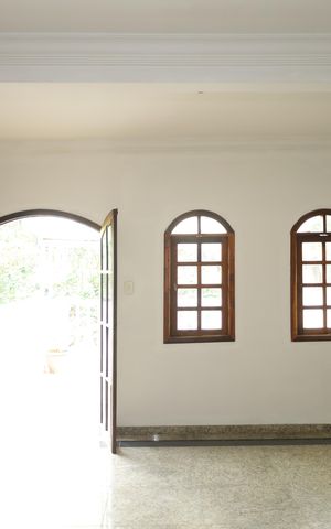 Casa à venda com 750m², 3 quartos e 8 vagasSala