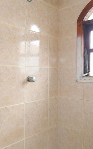 Casa à venda com 750m², 3 quartos e 8 vagasBanheiro de Serviço