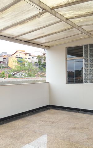 Casa à venda com 750m², 3 quartos e 8 vagasÁrea de Serviço
