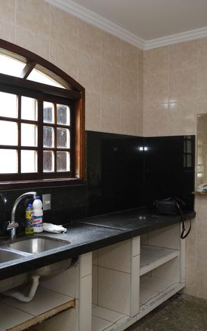 Casa à venda com 750m², 3 quartos e 8 vagasCozinha