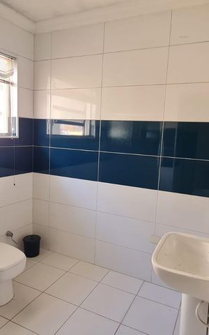 Casa para alugar com 400m², 5 quartos e 5 vagas Casa para alugar com 400m², 5 quartos e 5 vagasBanheiro 1