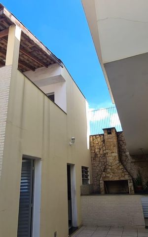 Casa para alugar com 400m², 5 quartos e 5 vagas Casa para alugar com 400m², 5 quartos e 5 vagasÁrea externa