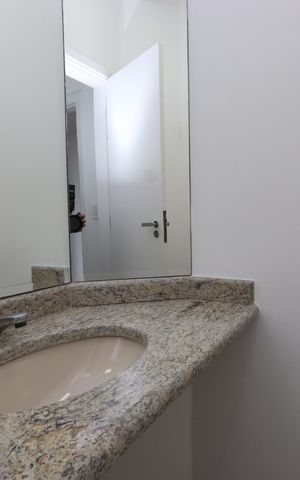 Apartamento para alugar com 440m², 5 quartos e 5 vagasLavabo