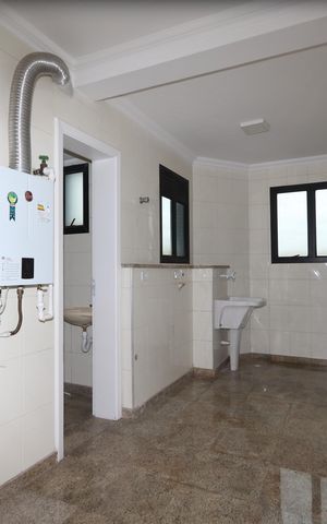 Apartamento para alugar com 440m², 5 quartos e 5 vagasLavanderia