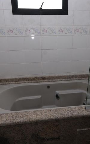 Apartamento para alugar com 440m², 5 quartos e 5 vagasBanheiro da Suíte 2
