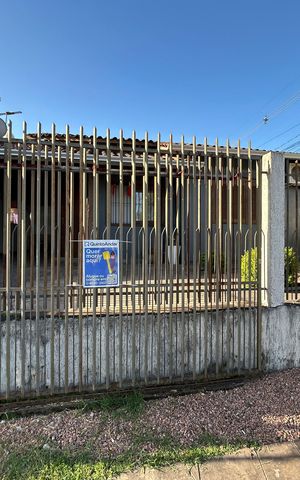 Casa à venda com 99m², 2 quartos e 3 vagas
