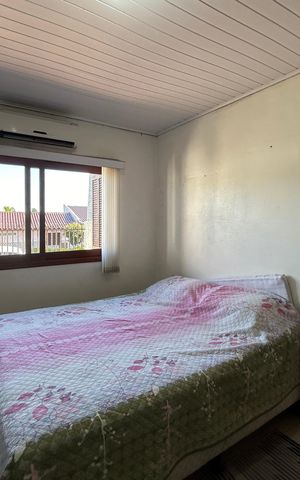 Casa à venda com 99m², 2 quartos e 3 vagas Casa à venda com 99m², 2 quartos e 3 vagasQuarto