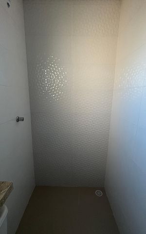 Apartamento à venda com 90m², 3 quartos e 1 vaga Apartamento à venda com 90m², 3 quartos e 1 vagaBanheiro