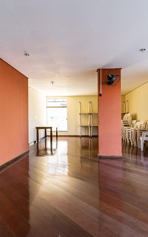Apartamento à venda com 124m², 3 quartos e 1 vaga Apartamento à venda com 124m², 3 quartos e 1 vagaÁrea comum - Salão de festas