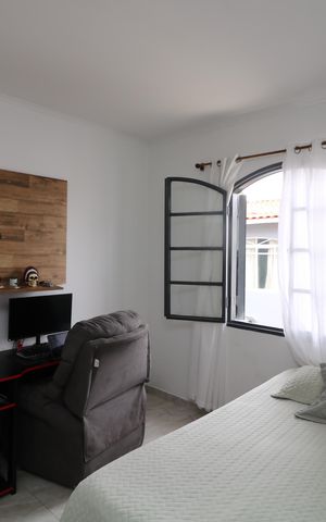 Casa à venda com 247m², 3 quartos e 2 vagasSuíte