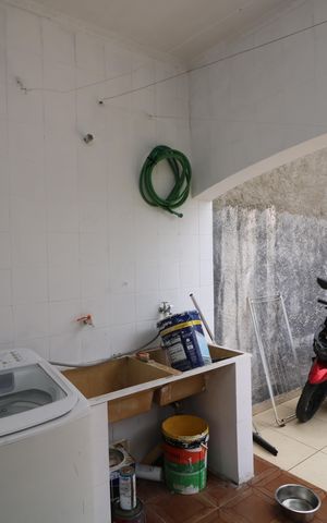 Casa à venda com 247m², 3 quartos e 2 vagasÁrea de Serviço