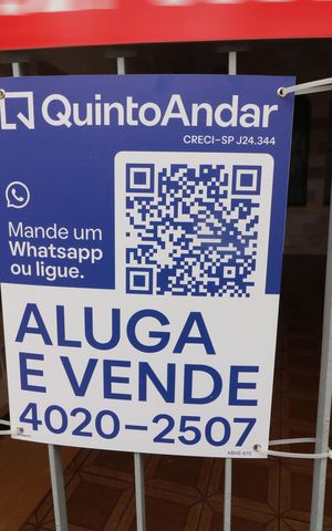 Casa à venda com 247m², 3 quartos e 2 vagasFachada
