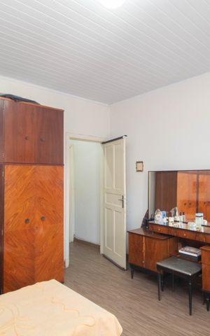 Casa à venda com 100m², 3 quartos e 1 vaga Casa à venda com 100m², 3 quartos e 1 vagaSuíte