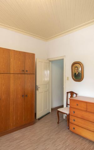 Casa à venda com 100m², 3 quartos e 1 vaga Casa à venda com 100m², 3 quartos e 1 vagaQuarto 1