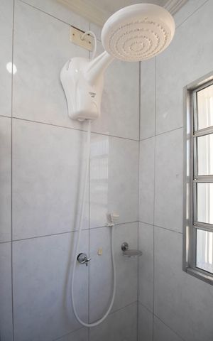 Casa à venda com 100m², 3 quartos e 1 vaga Casa à venda com 100m², 3 quartos e 1 vagaBanheiro da Suíte