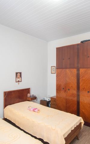 Casa à venda com 100m², 3 quartos e 1 vaga Casa à venda com 100m², 3 quartos e 1 vagaSuíte