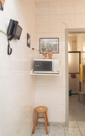 Casa à venda com 100m², 3 quartos e 1 vaga Casa à venda com 100m², 3 quartos e 1 vagaHall