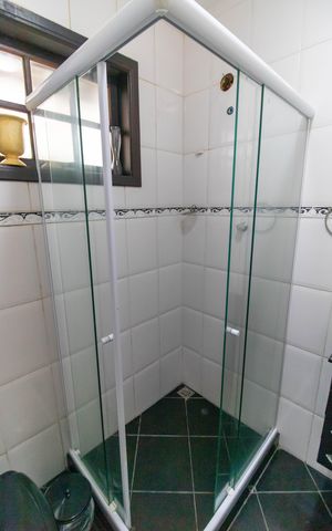 Casa à venda com 160m², 3 quartos e 6 vagas Casa à venda com 160m², 3 quartos e 6 vagasBanheiro Social 2