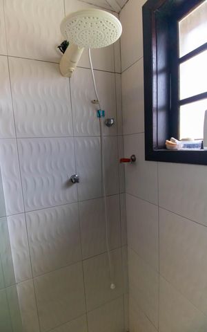 Casa à venda com 160m², 3 quartos e 6 vagas Casa à venda com 160m², 3 quartos e 6 vagasBanheiro da Suíte