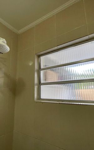 Casa para alugar com 52m², 1 quarto e sem vaga Casa para alugar com 52m², 1 quarto e sem vagaBanheiro