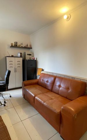 Casa para alugar com 52m², 1 quarto e sem vaga Casa para alugar com 52m², 1 quarto e sem vagaSala