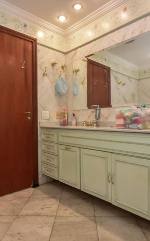 Apartamento para alugar com 296m², 3 quartos e 4 vagasBanheiro Suíte 