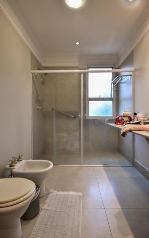 Apartamento para alugar com 296m², 3 quartos e 4 vagasBanheiro