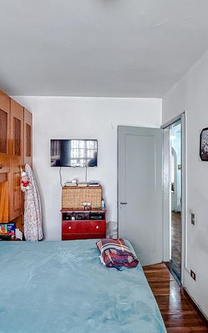 Casa à venda com 285m², 5 quartos e 6 vagasQuarto 2