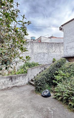 Casa à venda com 285m², 5 quartos e 6 vagasÁrea externa