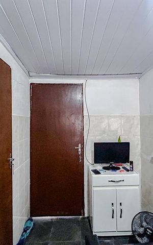 Casa à venda com 285m², 5 quartos e 6 vagasCasa 2 - Quarto 2