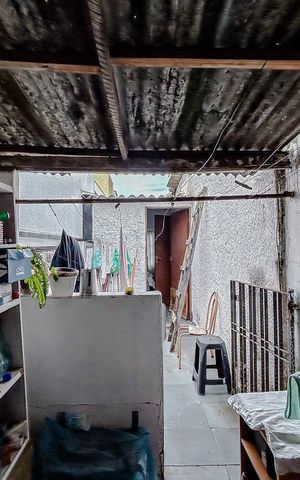 Casa à venda com 285m², 5 quartos e 6 vagasCasa 2 - Área de serviço