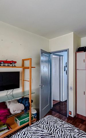 Casa à venda com 285m², 5 quartos e 6 vagasQuarto 3