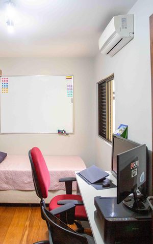 Casa para alugar com 226m², 4 quartos e 2 vagasQuarto 3