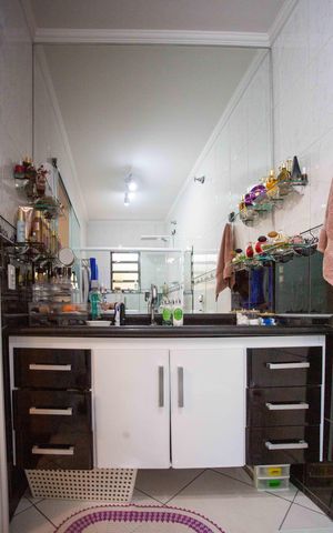 Casa para alugar com 226m², 4 quartos e 2 vagasBanheiro da Suíte