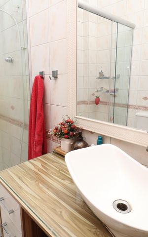 Casa à venda com 180m², 6 quartos e 1 vagaBanheiro Social 2
