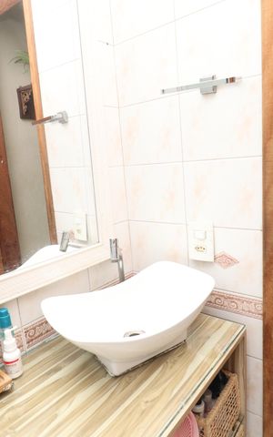 Casa à venda com 180m², 6 quartos e 1 vagaBanheiro Social 2