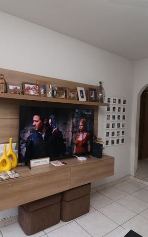 Casa à venda com 180m², 6 quartos e 1 vagaSala 2