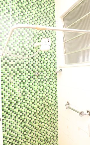 Casa à venda com 180m², 6 quartos e 1 vagaBanheiro Social 1