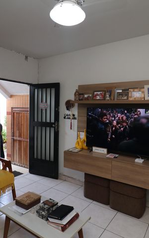 Casa à venda com 180m², 6 quartos e 1 vagaSala 2