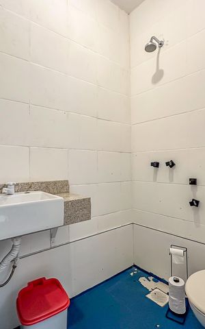 Casa para alugar com 300m², 4 quartos e sem vaga Casa para alugar com 300m², 4 quartos e sem vagaBanheiro de Serviço