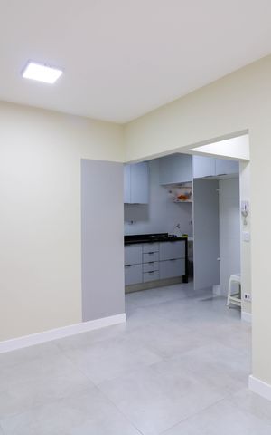 Apartamento à venda com 58m², 1 quarto e 1 vaga Apartamento à venda com 58m², 1 quarto e 1 vagaSala