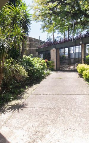 Apartamento à venda com 180m², 2 quartos e 2 vagasÁrea externa