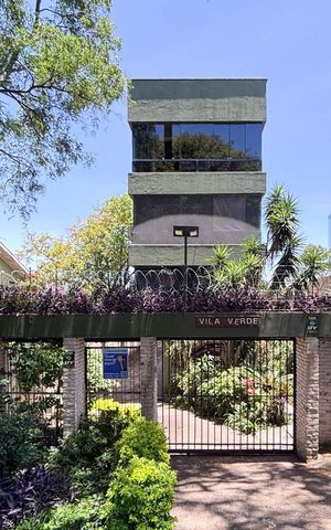 Apartamento à venda com 180m², 2 quartos e 2 vagasFachada