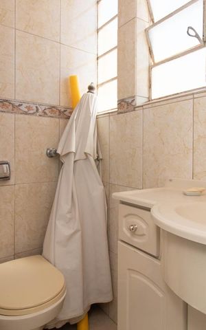 Apartamento à venda com 180m², 2 quartos e 2 vagasLavabo