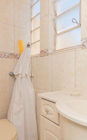 Apartamento à venda com 180m², 2 quartos e 2 vagasLavabo