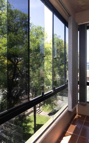 Apartamento à venda com 180m², 2 quartos e 2 vagasSacada do Quarto 2
