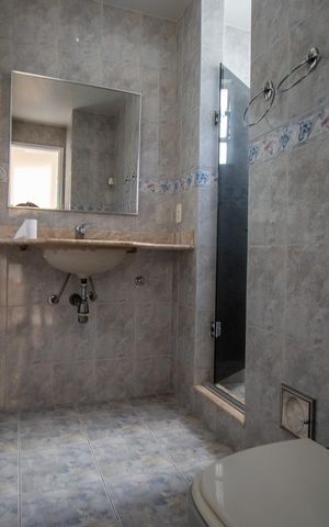 Apartamento à venda com 100m², 3 quartos e 1 vaga Apartamento à venda com 100m², 3 quartos e 1 vagaBanheiro Social