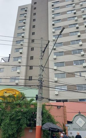 Studio para alugar com 25m², 1 quarto e sem vaga Studio para alugar com 25m², 1 quarto e sem vagaFachada + Plaquinha