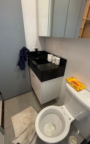 Casa à venda com 133m², 3 quartos e 2 vagas Casa à venda com 133m², 3 quartos e 2 vagasBanheiro da Suíte 1